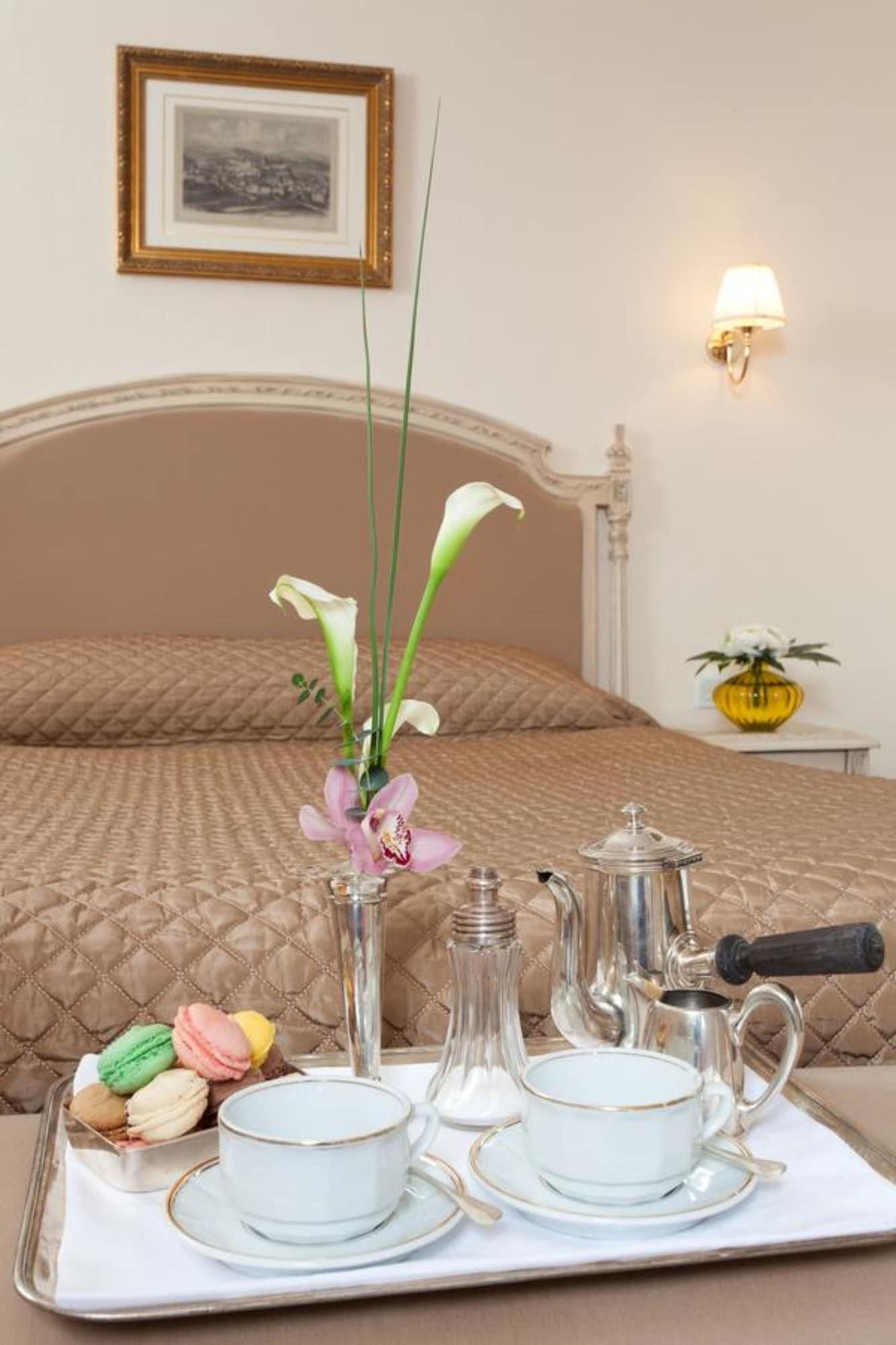 Grand Hotel Moderne Lourdes Exterior foto