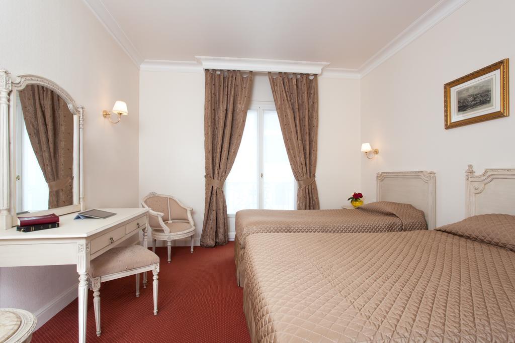 Grand Hotel Moderne Lourdes Habitación foto